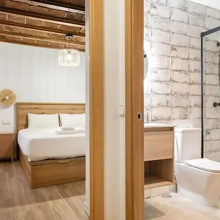 Nice Flat In Lavapies At Street Level S23B Madrid Exterior photo