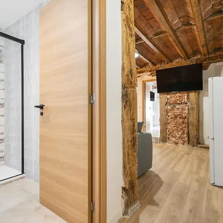 Nice Flat In Lavapies At Street Level S23B Madrid Exterior photo
