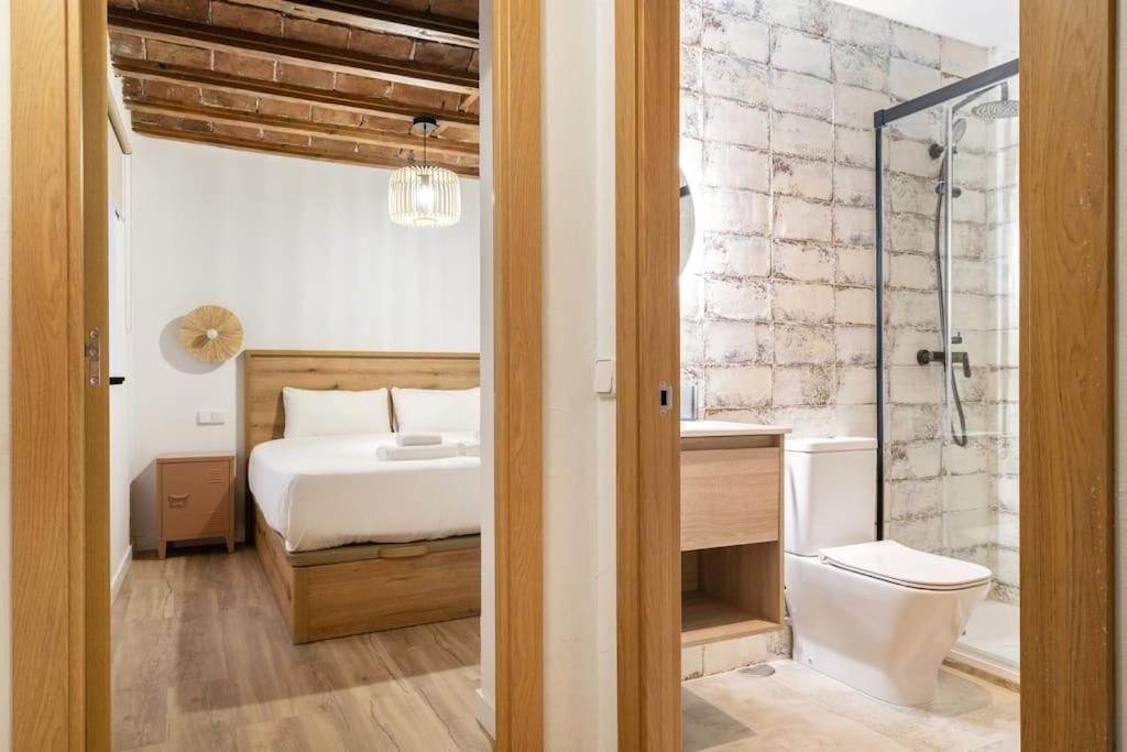 Apartment Flat In Lavapies At Street Level S23b *