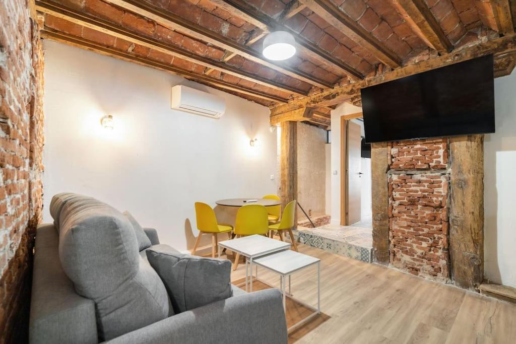 Flat In Lavapies At Street Level S23b Apartment
